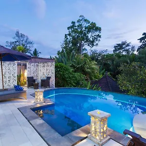 2* Holiday park Bakti By Kamara