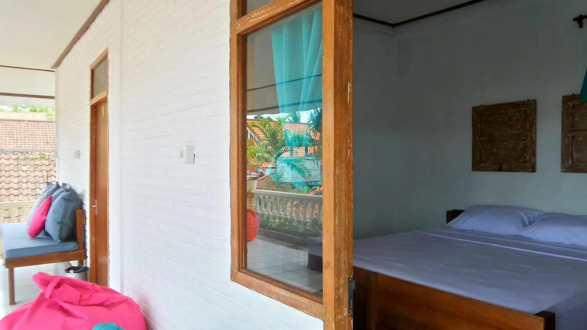 Friendly House Bali Hostel Ubud Indonézia